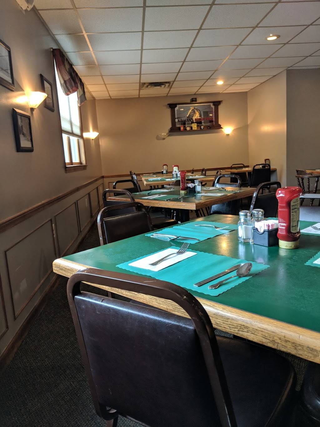 Cheap Charlies Restaurant | restaurant | 8 Elm St, Bloomfield, NY 14469, USA | 5856576812 OR +1 585-657-6812