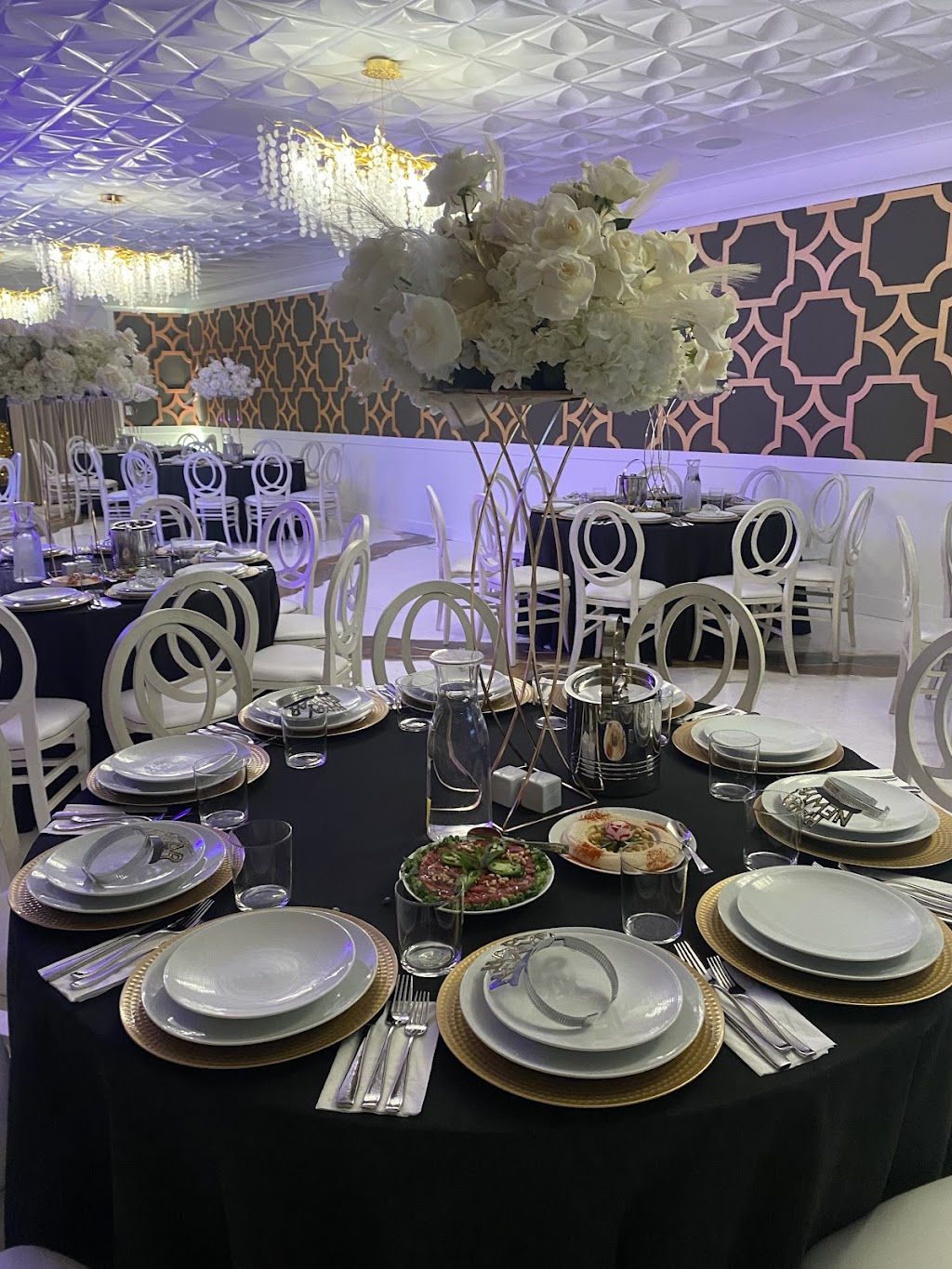 Central by X2O | restaurant | 2451 Foothill Blvd Suite D, La Verne, CA 91750, USA | 9095932346 OR +1 909-593-2346