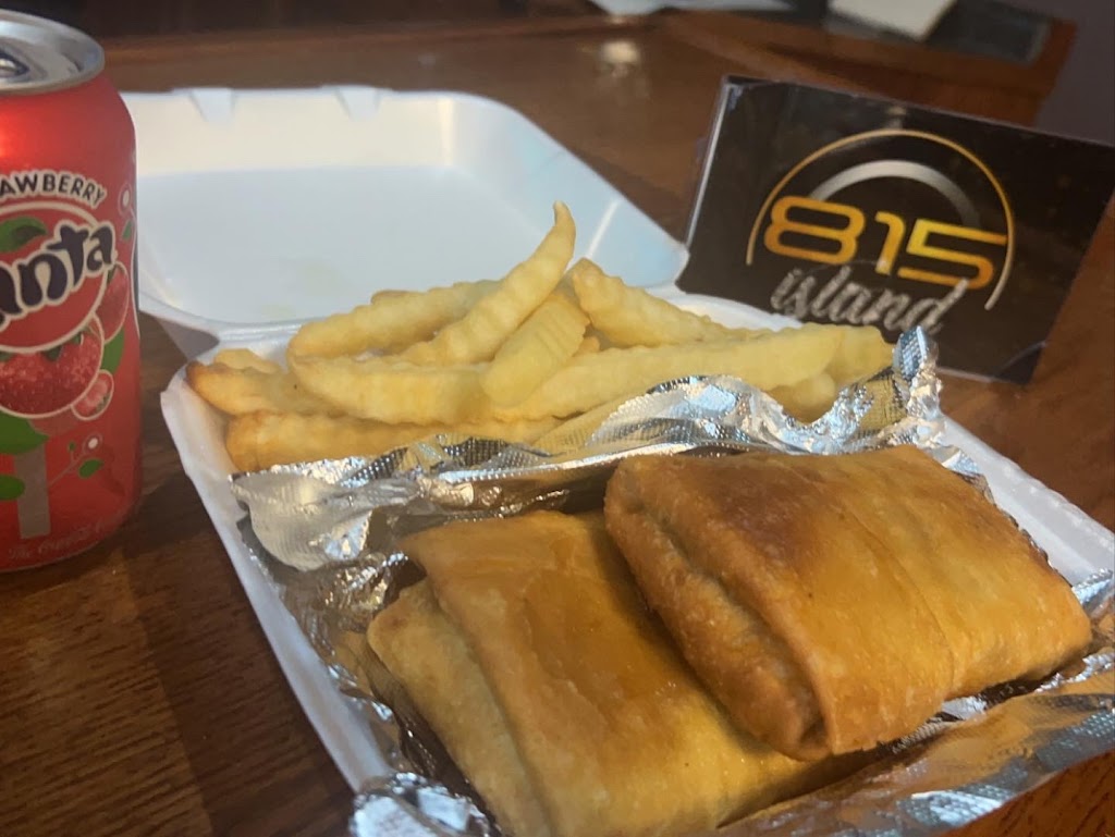 815 Island | restaurant | 1024 N Riverside Dr, Freeport, IL 61032, USA | 7792089225 OR +1 779-208-9225