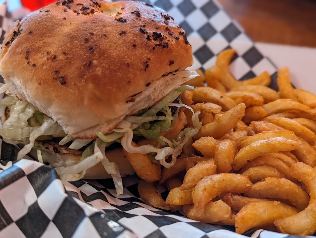 A&C Soda Shop | restaurant | 501 Cottage Rd, South Portland, ME 04106, USA | 2077474089 OR +1 207-747-4089