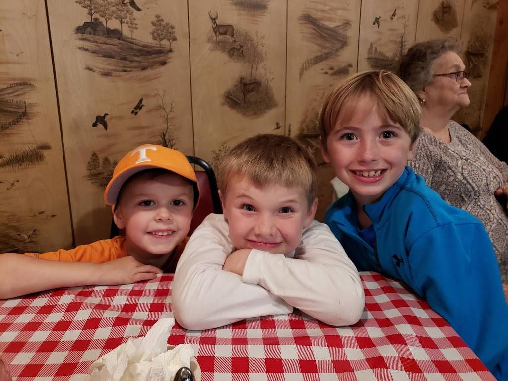 Coble General Store | restaurant | 835 TN-438, Centerville, TN 37033, USA | 9319943477 OR +1 931-994-3477