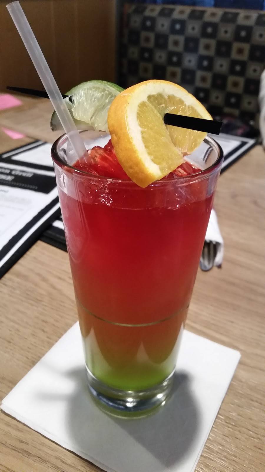 The Kensington Grill | restaurant | 30712 Lyon Center Dr, New Hudson, MI 48165, USA | 2484377077 OR +1 248-437-7077