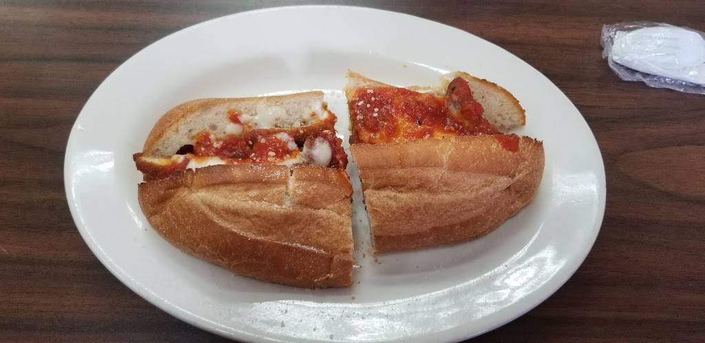 Castillos Pizza & Subs | restaurant | 650 Memorial Pkwy, Phillipsburg, NJ 08865, USA | 9087775123 OR +1 908-777-5123