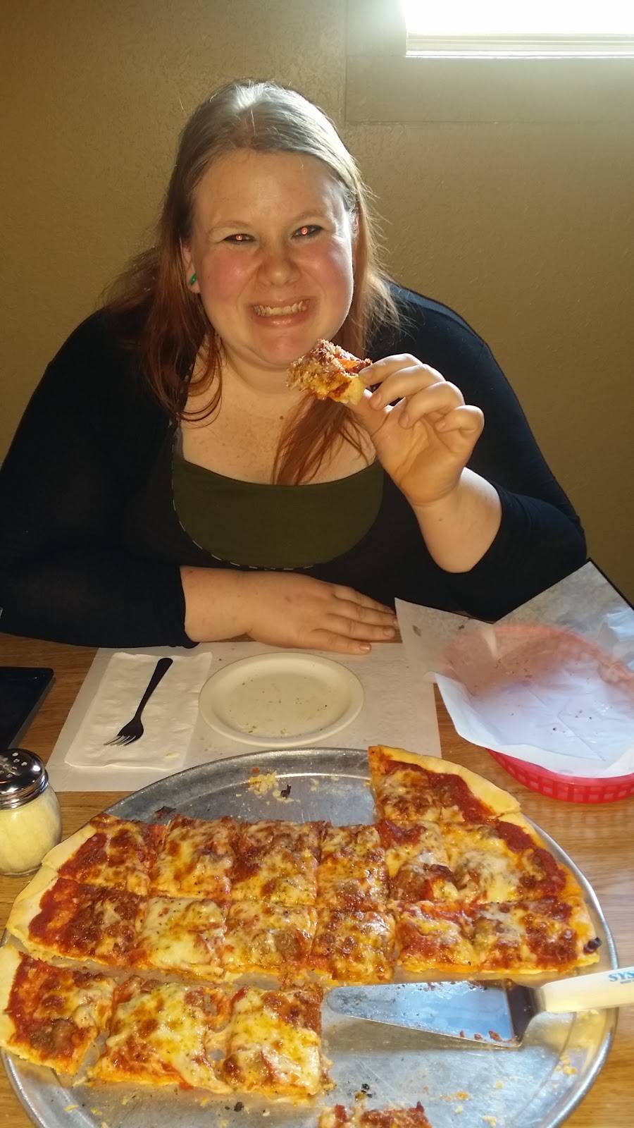 Angelos Family Pizzeria | restaurant | 1206 N 6th St, Wausau, WI 54403, USA | 7158456225 OR +1 715-845-6225