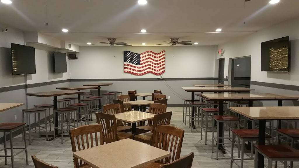 Blue Jacket Grille | restaurant | 5201, 745 Bennett Rd, Orlando, FL 32803, USA | 4078689006 OR +1 407-868-9006