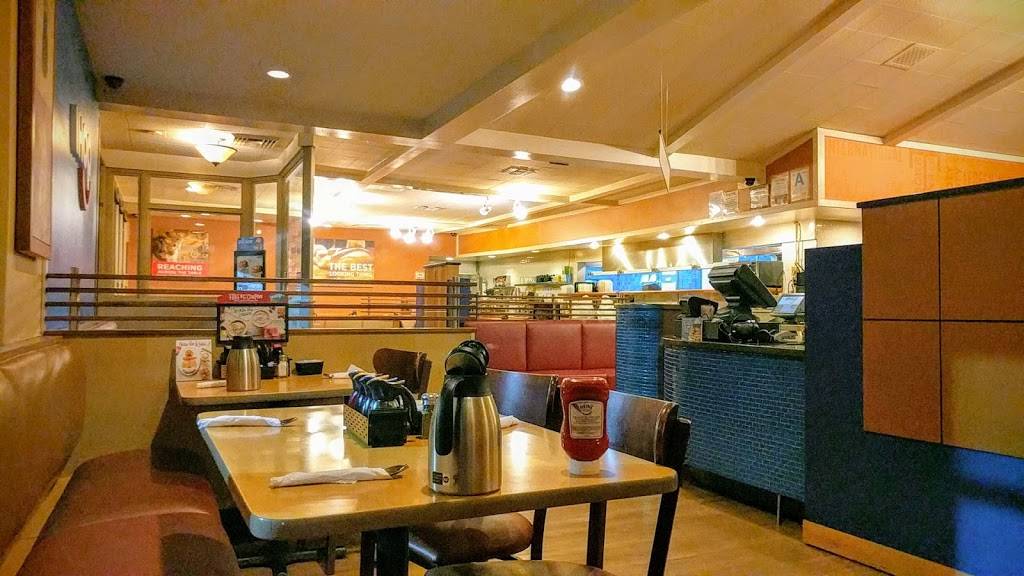 IHOP | restaurant | 8555 Vesper Ave, Panorama City, CA 91402, USA | 8188916186 OR +1 818-891-6186