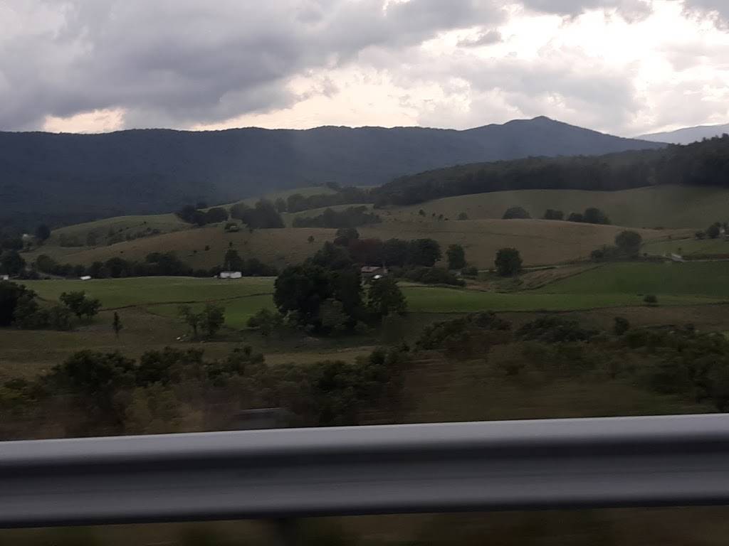 Brushy Mountain Outpost | restaurant | 2299 N Scenic Hwy, Bland, VA 24315, USA | 2762660537 OR +1 276-266-0537