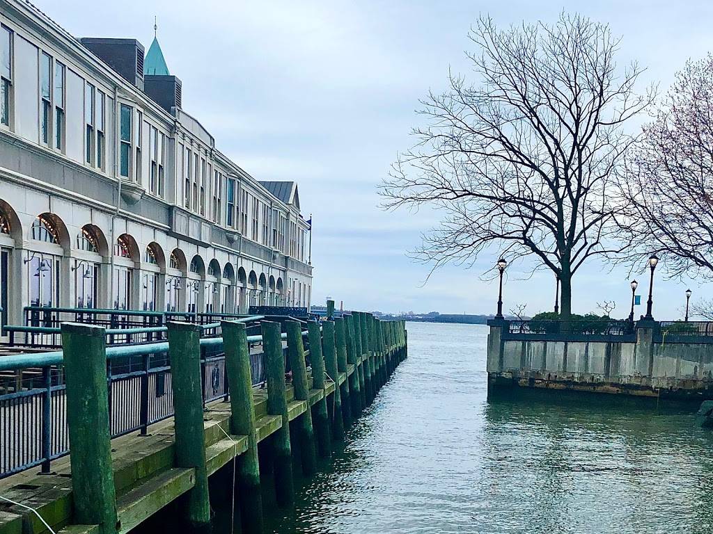 The Oyster House at Pier A | restaurant | 22 Battery Pl, New York, NY 10004, USA | 2127850153 OR +1 212-785-0153