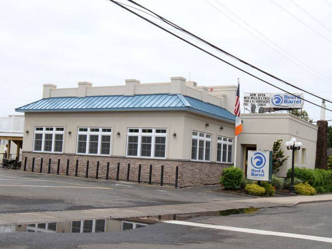 Reef & Barrel | restaurant | 153 Sea Girt Ave, Manasquan, NJ 08736, USA | 7324494114 OR +1 732-449-4114