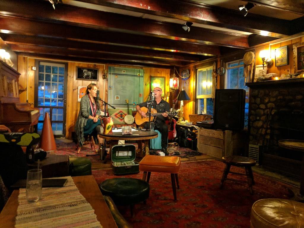 Dream Away | restaurant | 1342 County Rd, Becket, MA 01223, USA | 4136238725 OR +1 413-623-8725