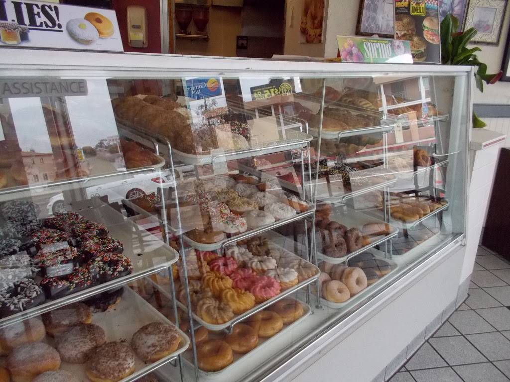 Winchells Donut House | cafe | 1501 Rosecrans St, San Diego, CA 92106, USA | 6192221653 OR +1 619-222-1653