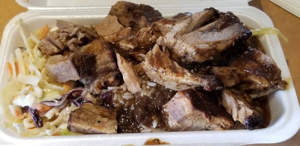 Jjs Caribbean Cuisine | restaurant | 110 Little Ave, Barrie, ON L4N 4K8, Canada | 7052523128 OR +1 705-252-3128