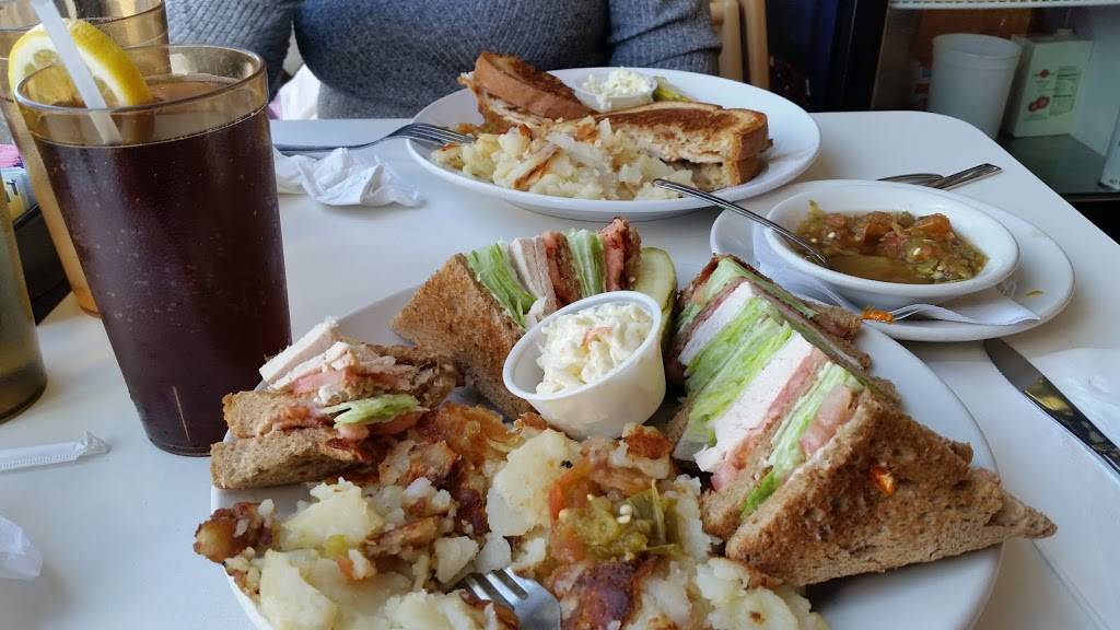 Cafe Calbay | restaurant | 24 W Burlington Ave, La Grange, IL 60525, USA | 7083522787 OR +1 708-352-2787