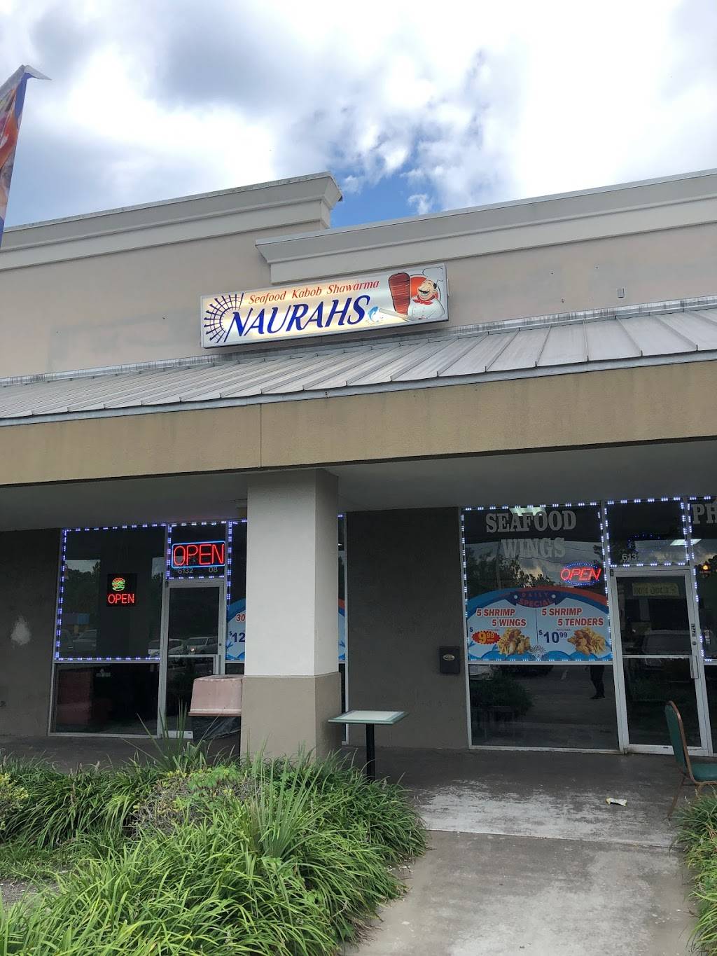 Naurahs seafood kabob&shawarma | restaurant | 6132 Merrill Rd, Jacksonville, FL 32277, USA | 9045592110 OR +1 904-559-2110