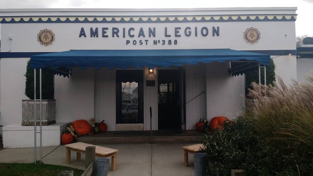 Dockside Bar & Grill | restaurant | 26 Bay St, Sag Harbor, NY 11963, USA | 6317257100 OR +1 631-725-7100