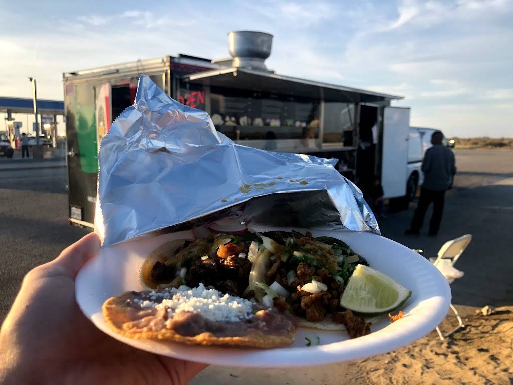 Tacos El Monkey | restaurant | Stockdale Hwy i5, Bakersfield, CA 93314, USA | 6613048497 OR +1 661-304-8497