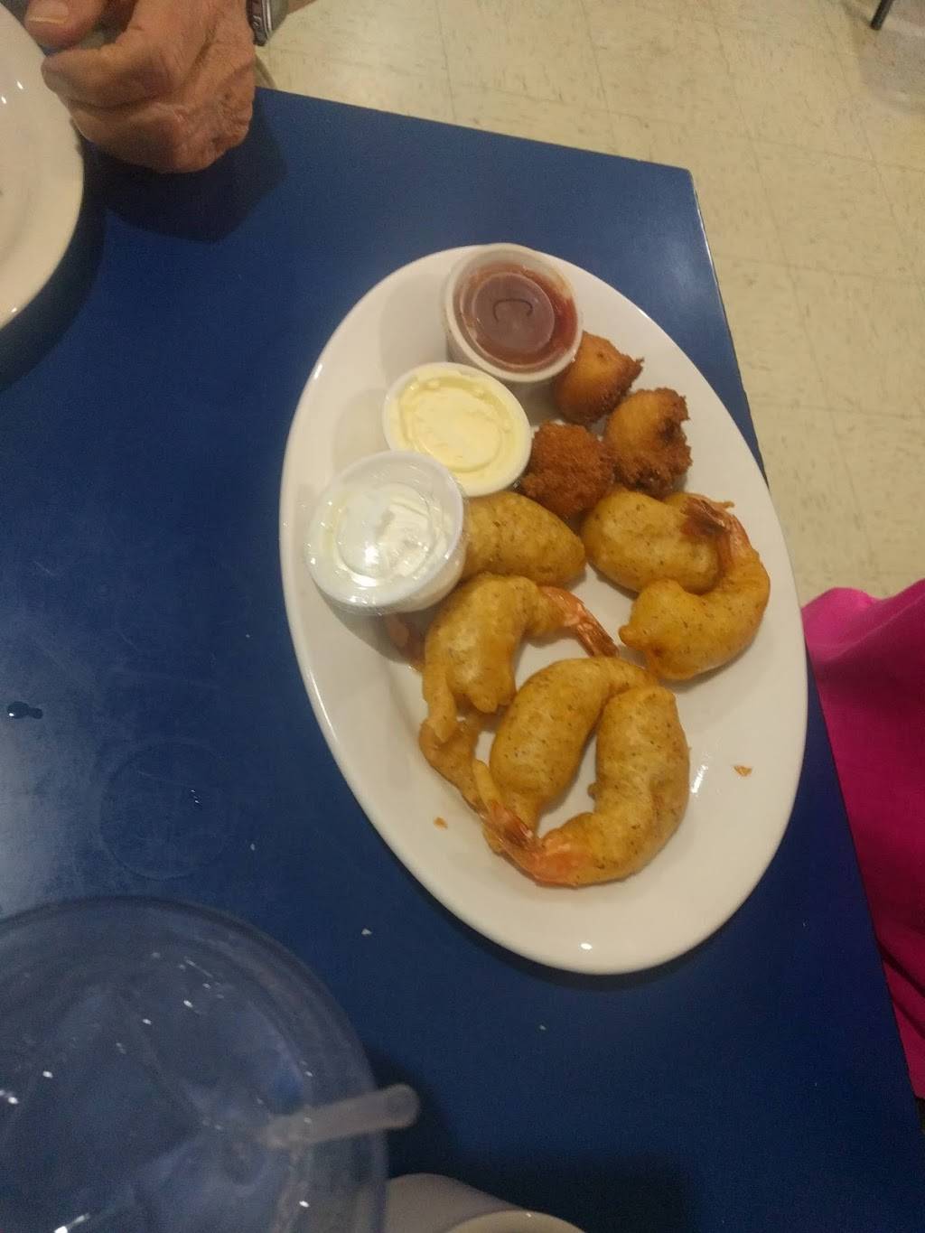 Gators | restaurant | E 2nd St, Parsons, TN 38363, USA | 7318473065 OR +1 731-847-3065