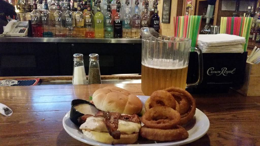 Shays Restaurant and Lounge | restaurant | 1500 E College Dr, Marshall, MN 56258, USA | 5075323221 OR +1 507-532-3221