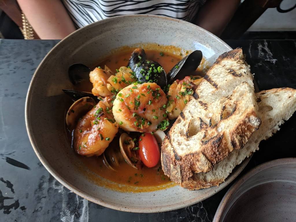 7 Enoteca | restaurant | 216 Lakeshore Rd E, Oakville, ON L6J 7N9, Canada | 9058424777 OR +1 905-842-4777