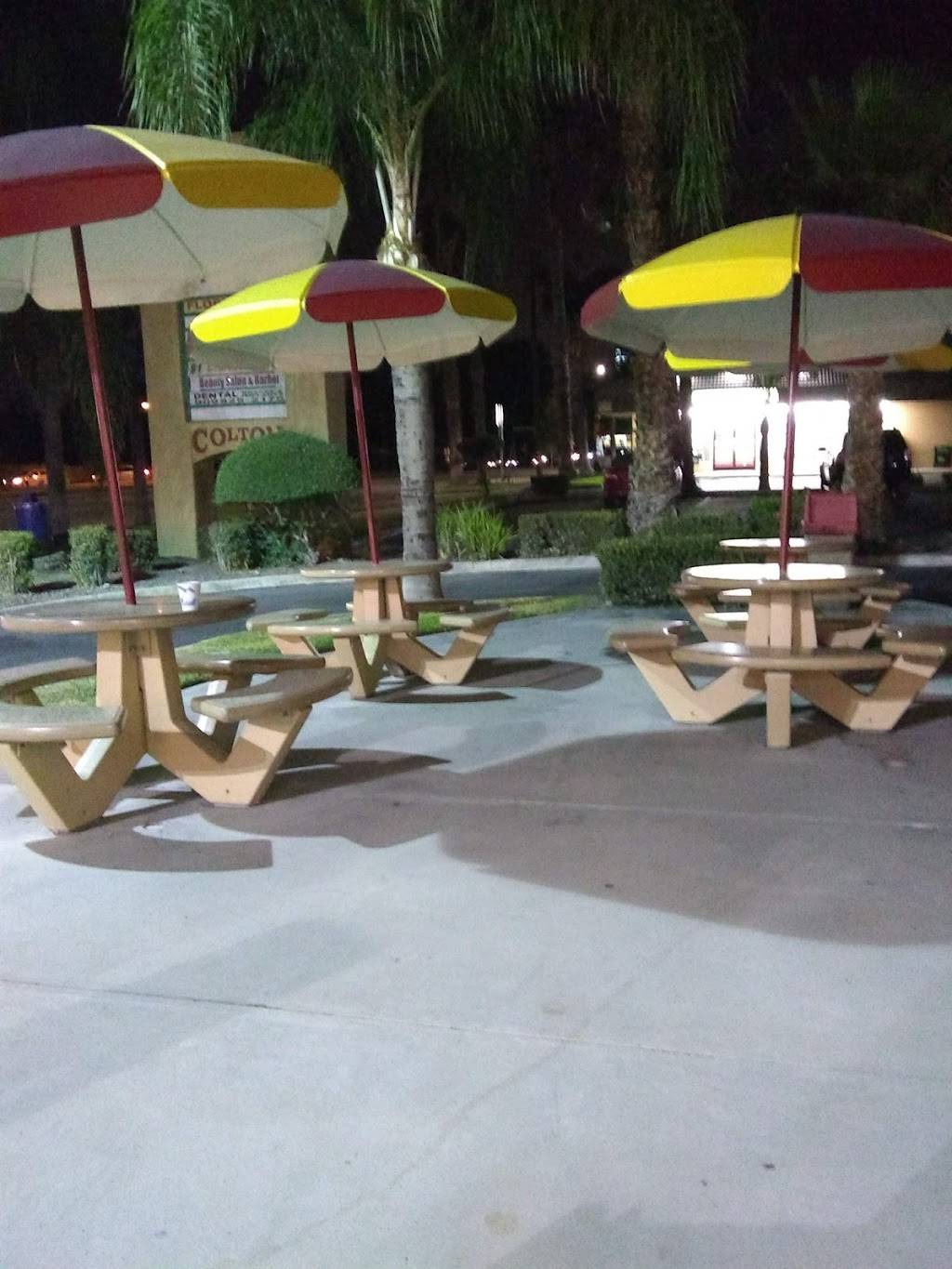 Wienerschnitzel | restaurant | 801 W Valley Blvd, Colton, CA 92324, USA | 9093703543 OR +1 909-370-3543