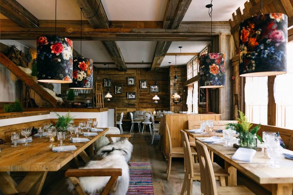 Alpenrose Vail | restaurant | 100 E Meadow Dr STE 25, Vail, CO 81657, USA | 9704768899 OR +1 970-476-8899