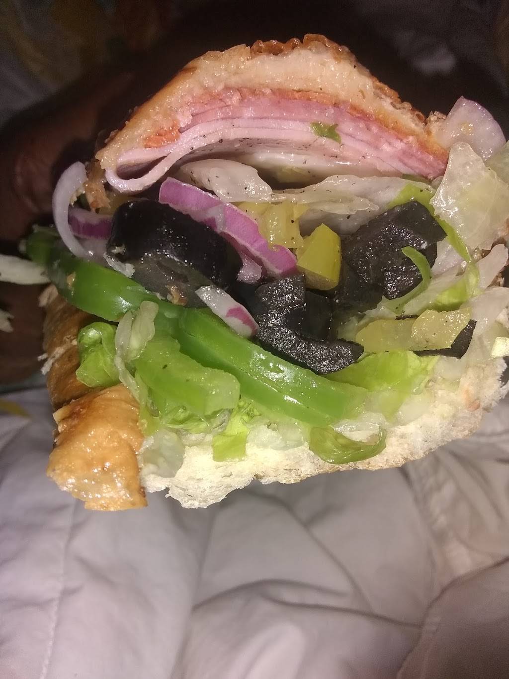 Subway | meal takeaway | 1332 S Carrollton Ave, New Orleans, LA 70118, USA | 5048657860 OR +1 504-865-7860
