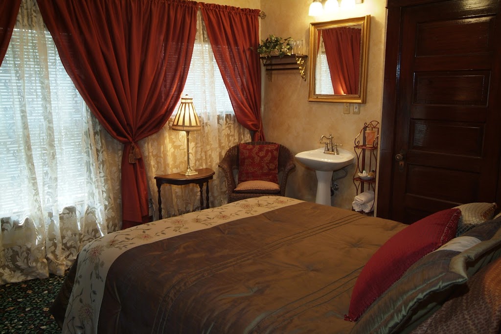 Greenbriar Inn | restaurant | 315 E Wallace Ave, Coeur dAlene, ID 83814, USA | 2086679660 OR +1 208-667-9660