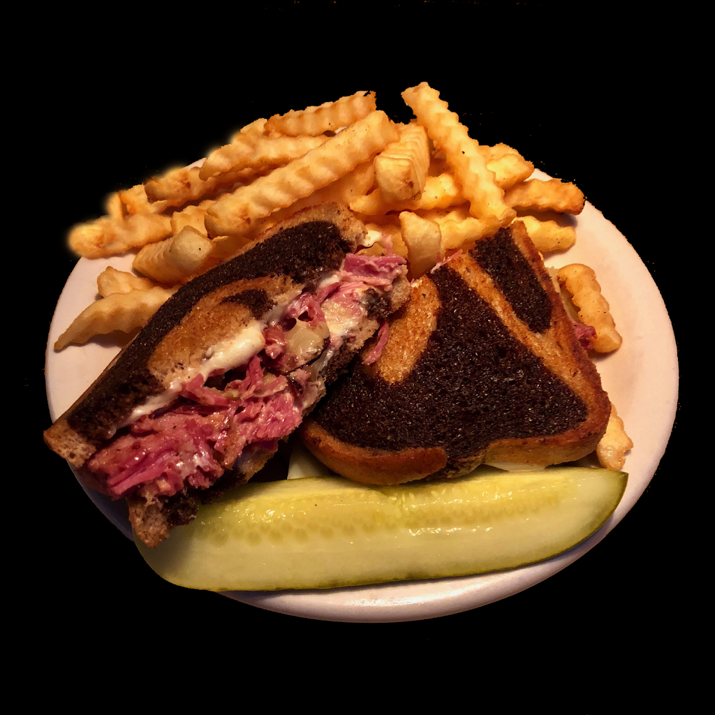 Franchise Sports Bar & Grill | restaurant | 601 E Edwardsville Rd, Wood River, IL 62095, USA | 6182592413 OR +1 618-259-2413