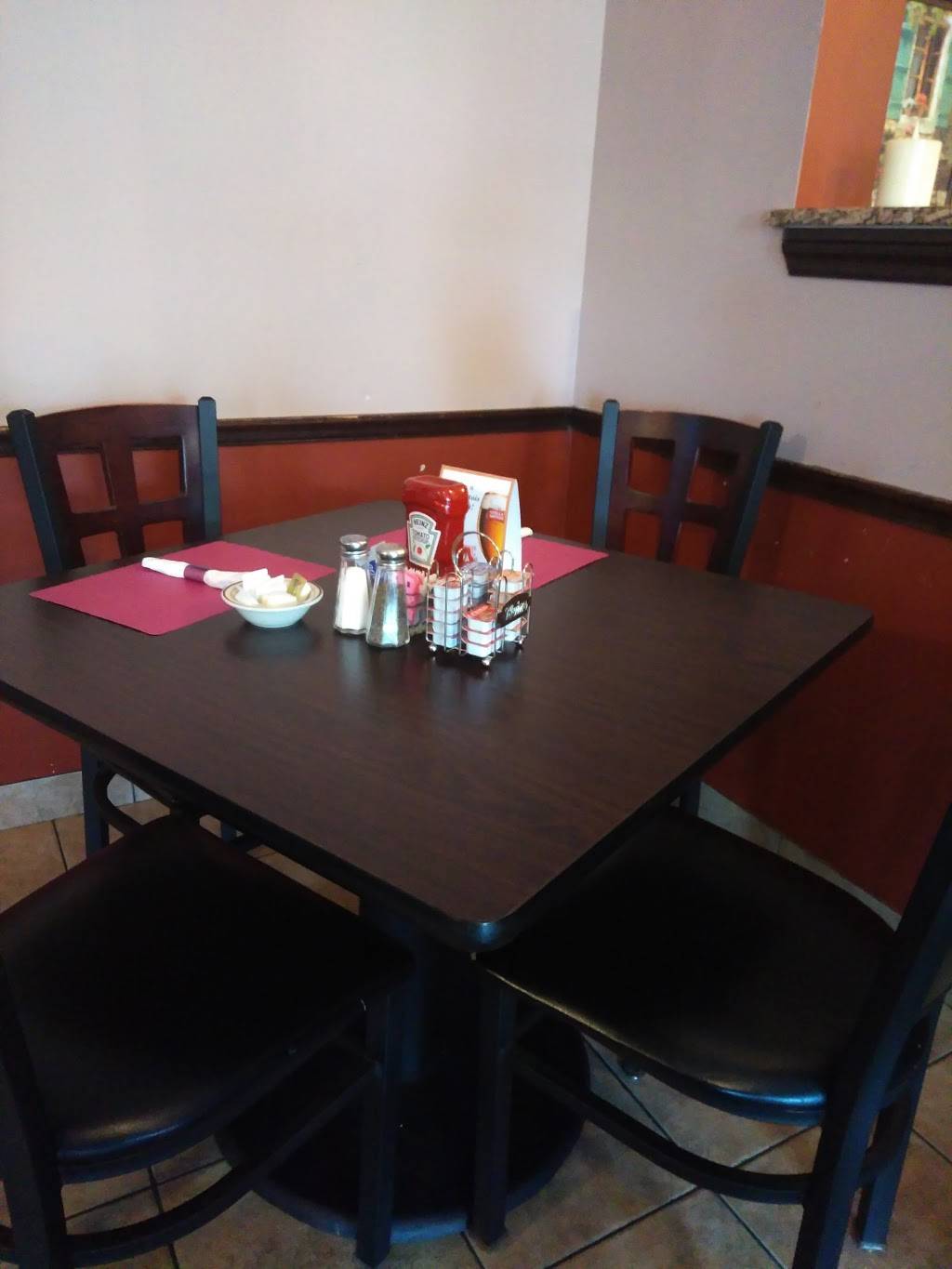 Georges Restaurant | restaurant | 703 Philadelphia Pike, Wilmington, DE 19809, USA | 3027641707 OR +1 302-764-1707