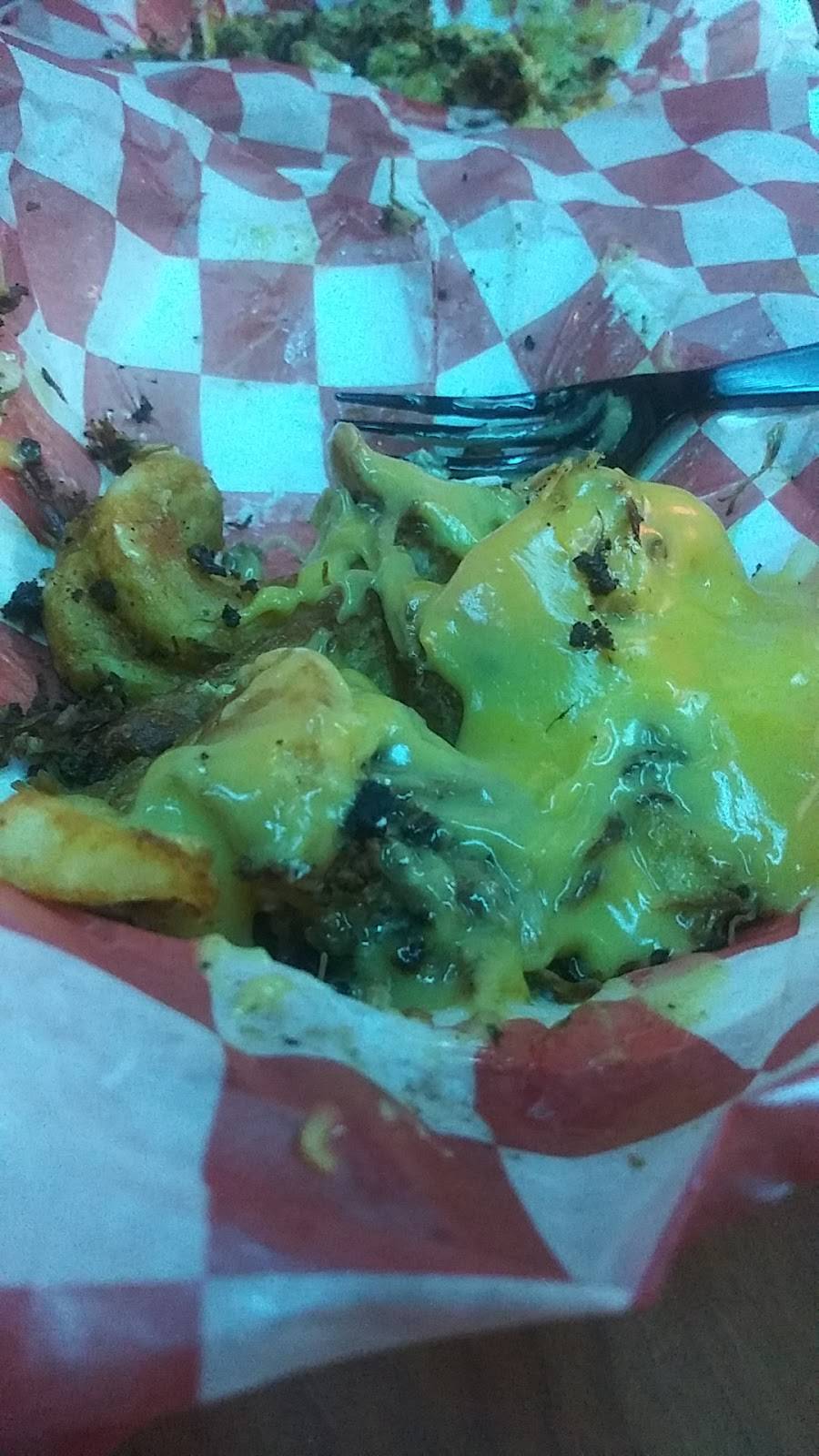 JBs Smokehouse BBQ and Sports Bar | restaurant | 4900 Six Flags Rd, Eureka, MO 63025, USA | 6369385300 OR +1 636-938-5300