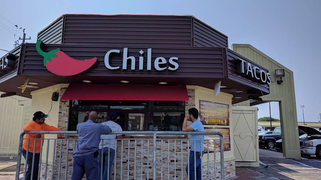 Chiles | restaurant | 5998 Renwick Dr, Houston, TX 77081, USA | 7138391778 OR +1 713-839-1778