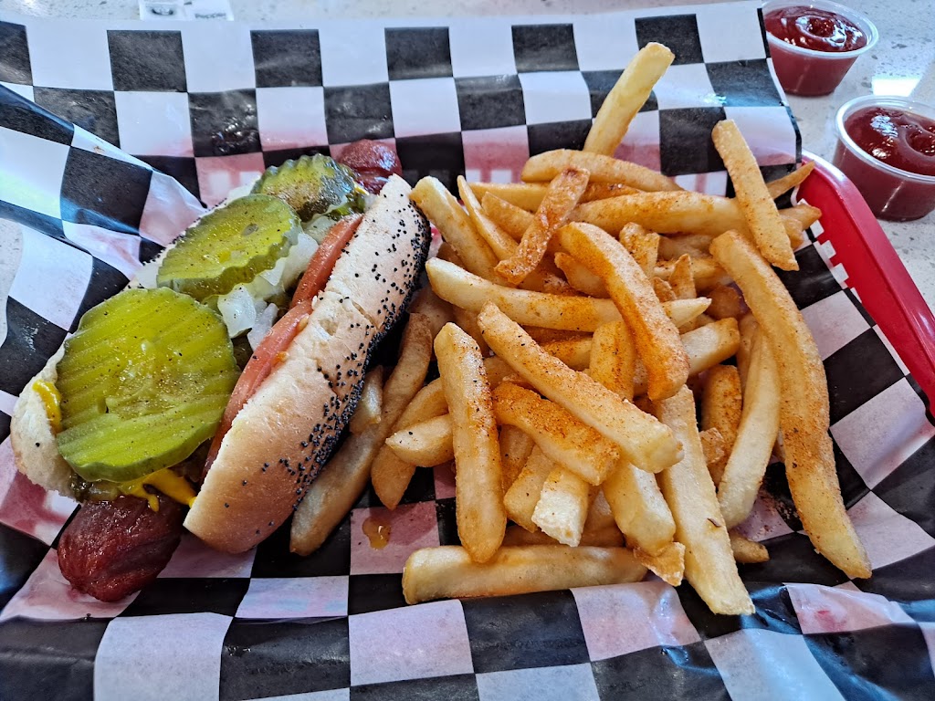 Mugsy Dogs - Mesa | restaurant | 1005 E Main St, Mesa, AZ 85203, USA | 4806170007 OR +1 480-617-0007