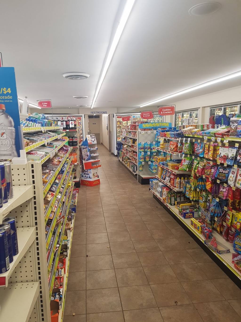 Holiday Stationstores | cafe | 208 US-10, Royalton, MN 56373, USA | 3205847402 OR +1 320-584-7402