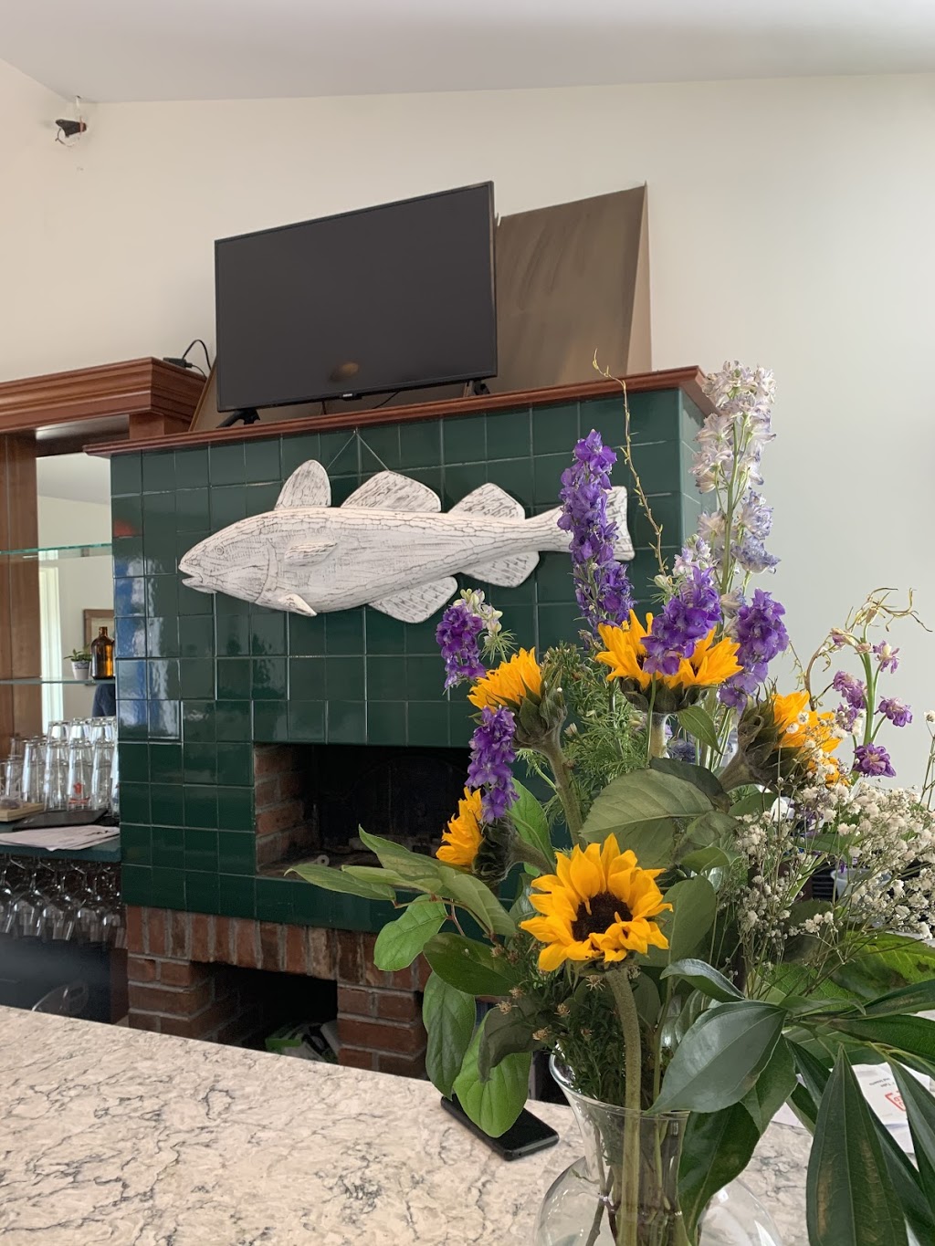 The Rail | restaurant | 222 Main St, Orleans, MA 02653, USA | 7745612161 OR +1 774-561-2161