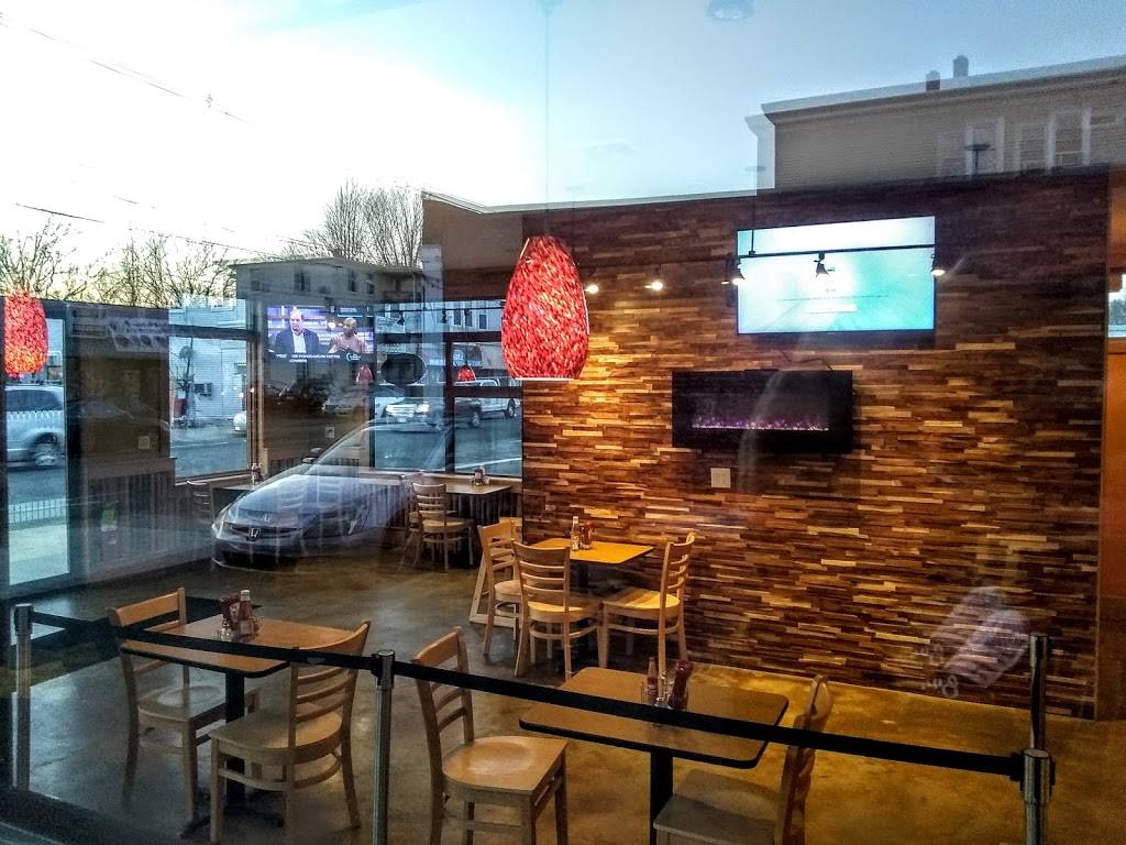 Flames | restaurant | 804 Main St, Brockton, MA 02301, USA | 5085105608 OR +1 508-510-5608