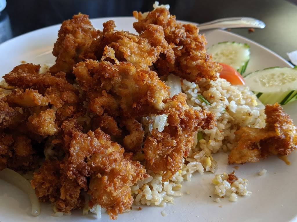 Sriracha Thai Cuisine | restaurant | 1319 9th Ave, San Francisco, CA 94122, USA | 4155647722 OR +1 415-564-7722