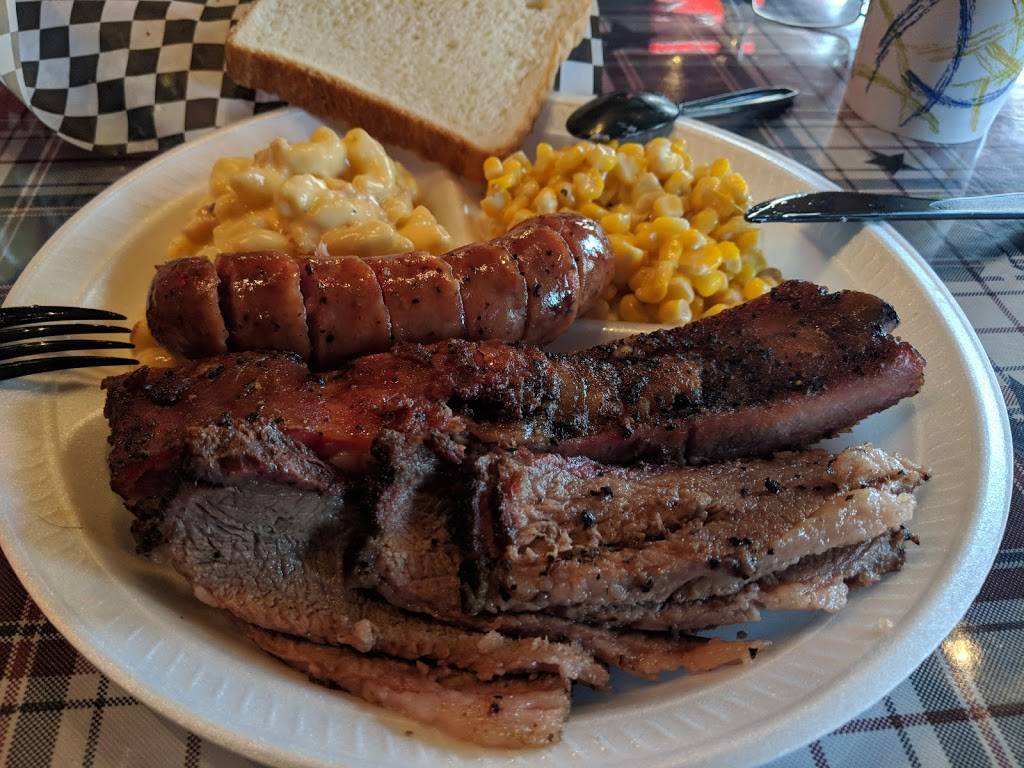 Rusty Bucket BBQ | restaurant | 600 Cupples Rd, San Antonio, TX 78237, USA | 2104336663 OR +1 210-433-6663