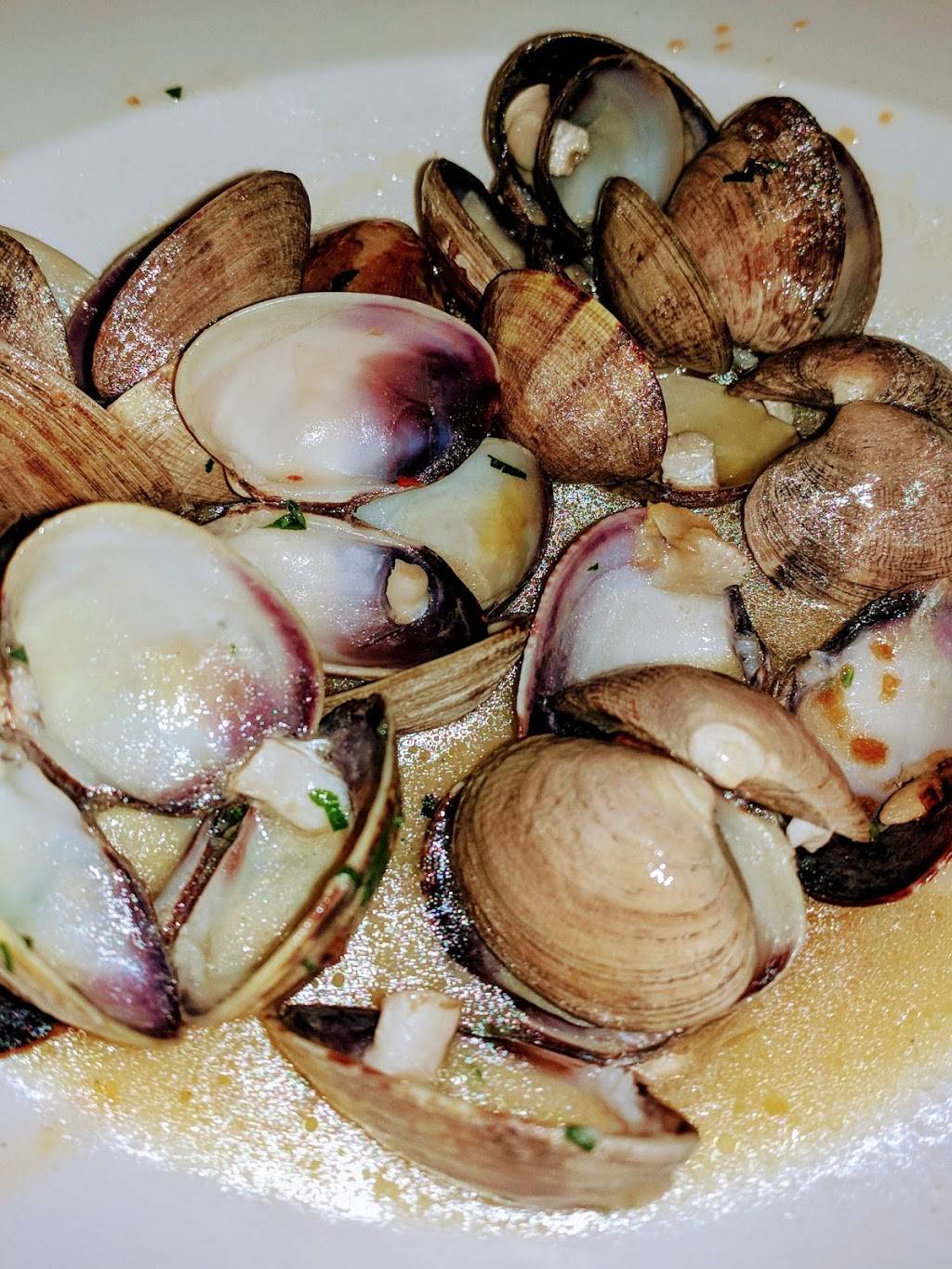 Vigiluccis Seafood & Steakhouse | restaurant | 3878 Carlsbad Blvd, Carlsbad, CA 92008, USA | 7604342580 OR +1 760-434-2580