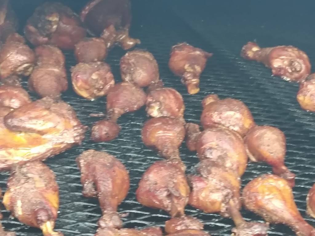 Grandmas Smokehouse | restaurant | 1420 E Cook St, Springfield, IL 62703, USA | 2176795650 OR +1 217-679-5650