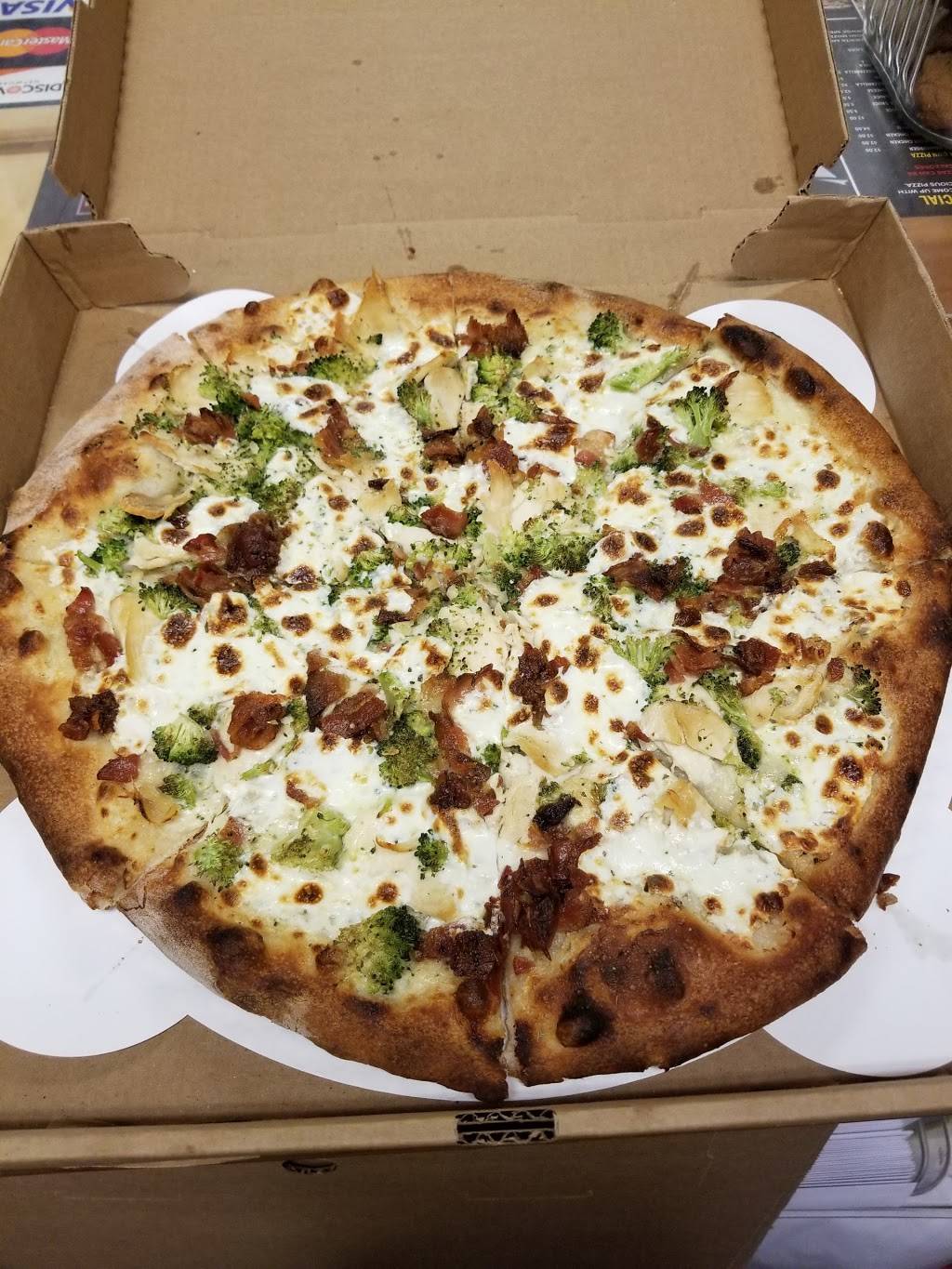 CPs Woodfired Pizza | restaurant | 17 New Driftway, Scituate, MA 02066, USA | 7813782743 OR +1 781-378-2743