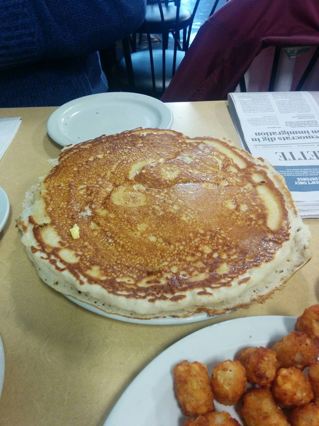 Annies Clark Brunch | restaurant | 934 Main St b, Worcester, MA 01610, USA | 5087561550 OR +1 508-756-1550