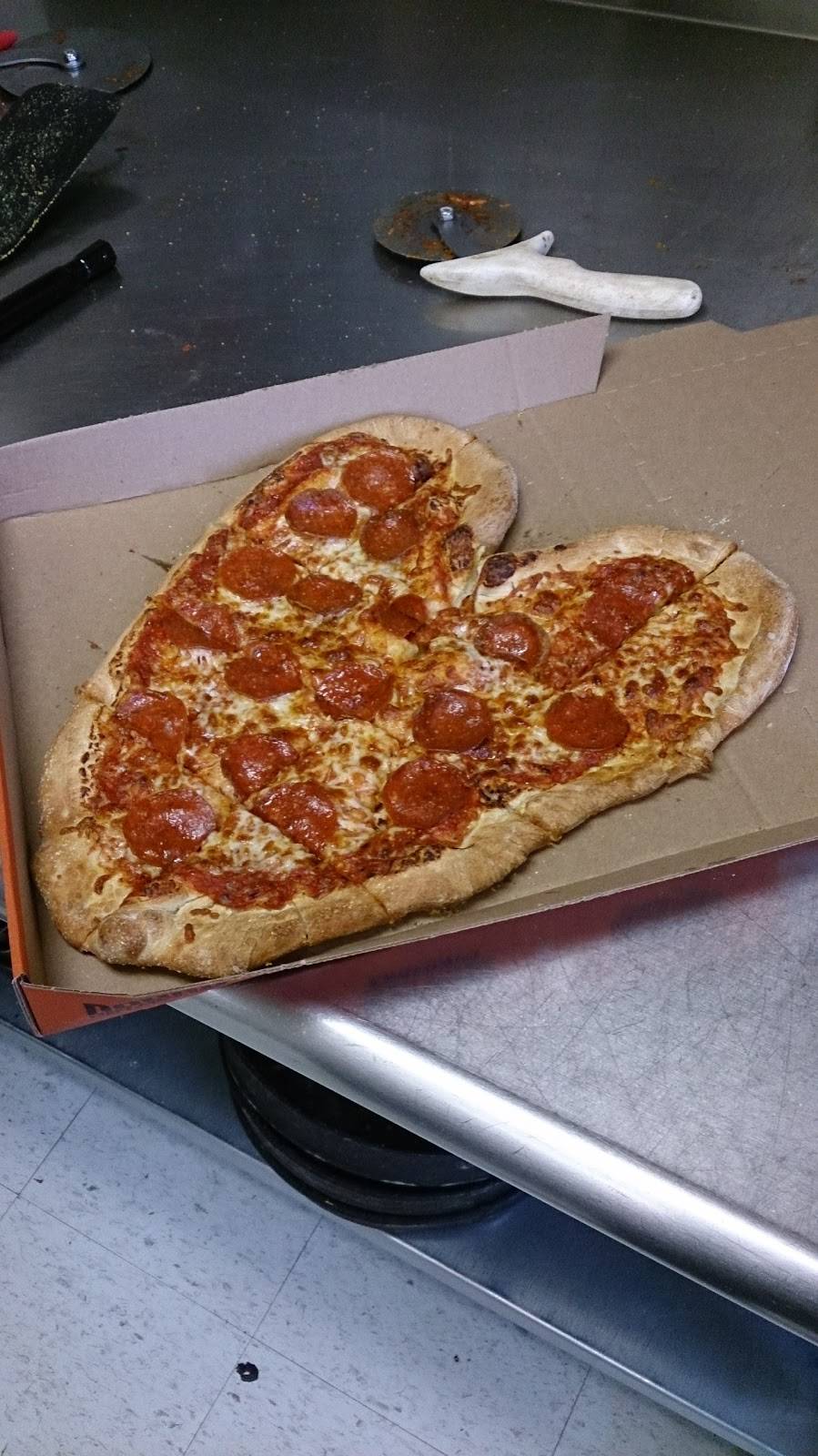 Little Caesars Pizza | meal takeaway | 4-1030 Confederation, Sarnia, ON N7S 6H1, Canada | 5195419000 OR +1 519-541-9000