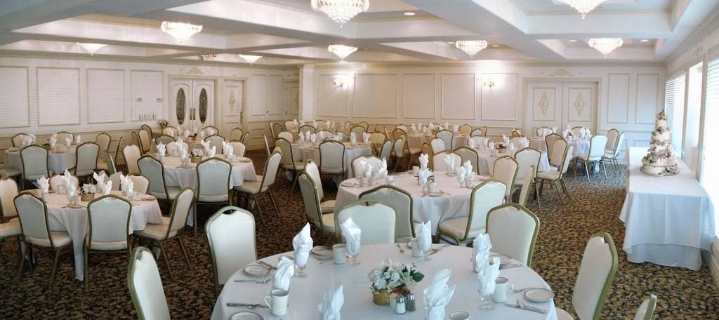 The Branding Iron Restaurant | night club | 640 16th Street, Merced, CA 95340, USA | 2097221822 OR +1 209-722-1822