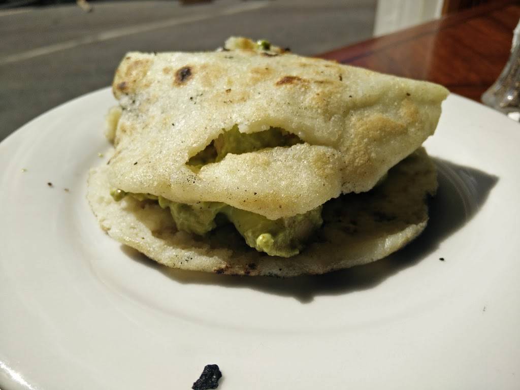 Al Carbon | restaurant | 200 Park Rd, Rockville, MD 20850, USA | 3017380003 OR +1 301-738-0003