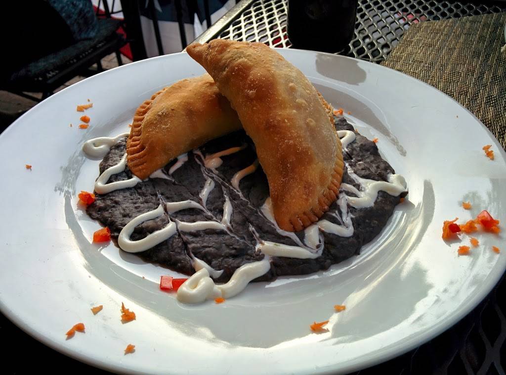 Metropolitan Cafe | restaurant | 8 E Main St, Freehold, NJ 07728, USA | 7327809400 OR +1 732-780-9400