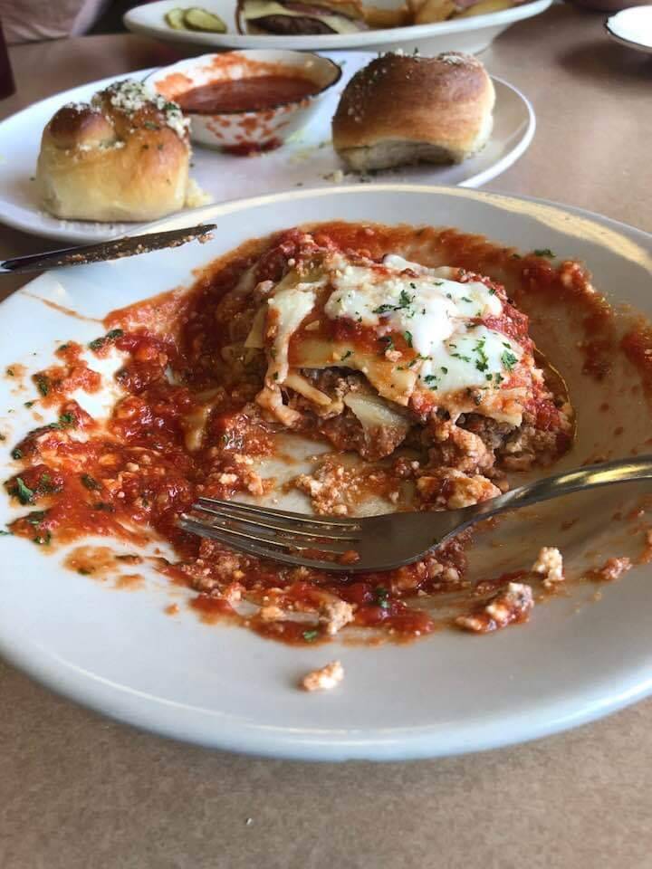 Mamma mias italian resturant | restaurant | 2467 Boyds Creek Hwy, Sevierville, TN 37876, USA | 8653661989 OR +1 865-366-1989