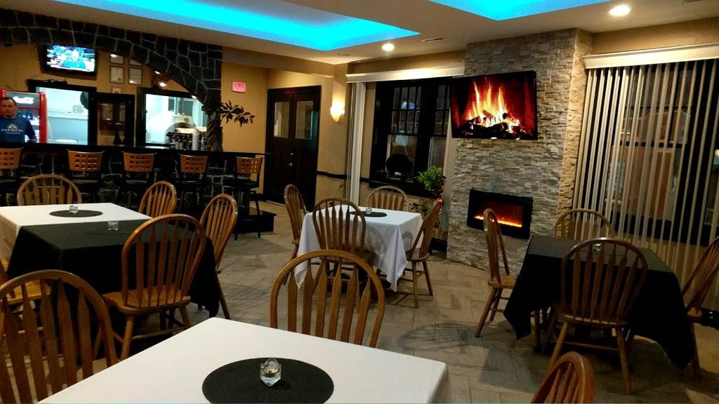 Enis Pizzeria | restaurant | 6203 Gravois Ave, St. Louis, MO 63116, USA | 3142077797 OR +1 314-207-7797