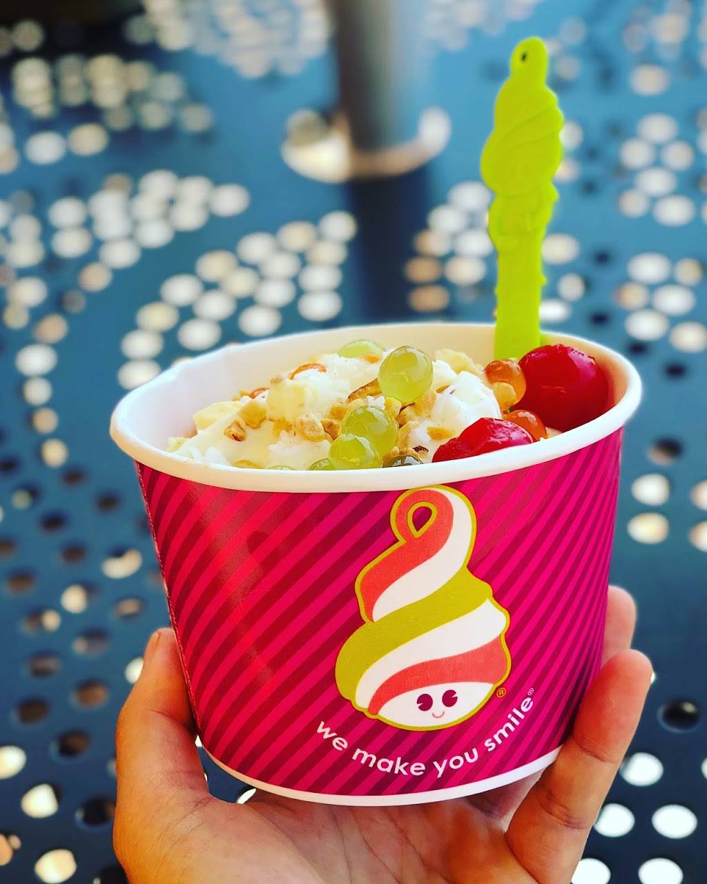 Menchies Frozen Yogurt | bakery | 21109 Newport Coast Dr Ste 21111, Newport Beach, CA 92657, USA | 9497192700 OR +1 949-719-2700