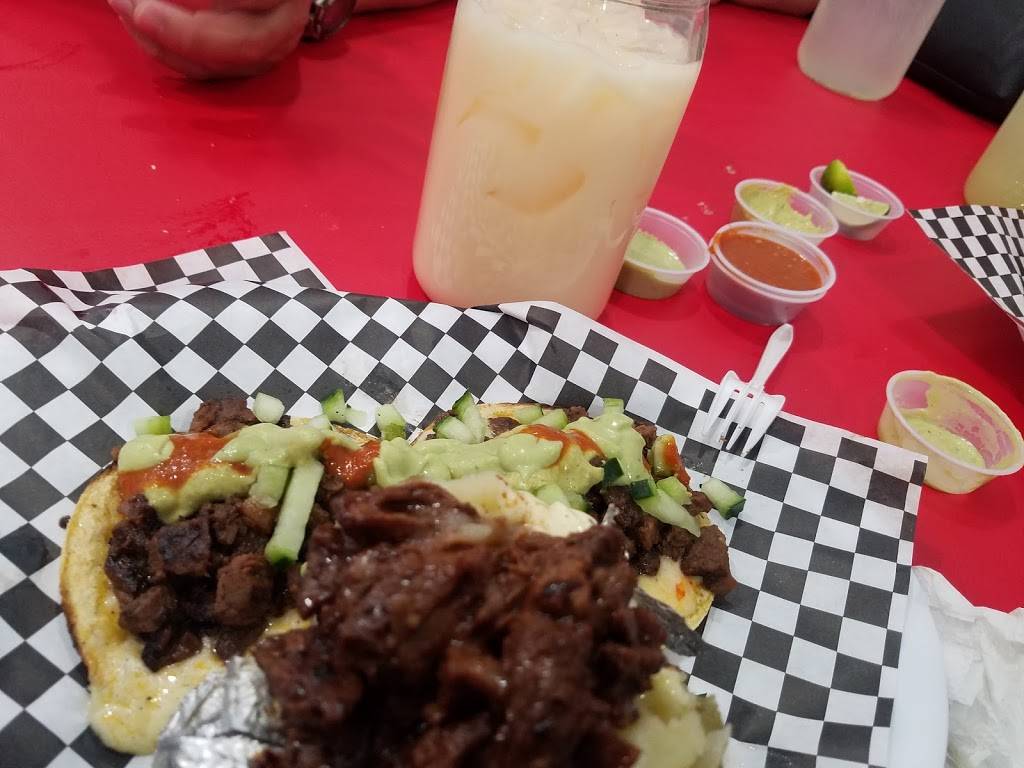 Chuco Grill | restaurant | 12210 Montwood Dr Ste 109, El Paso, TX 79928, USA | 9152598445 OR +1 915-259-8445