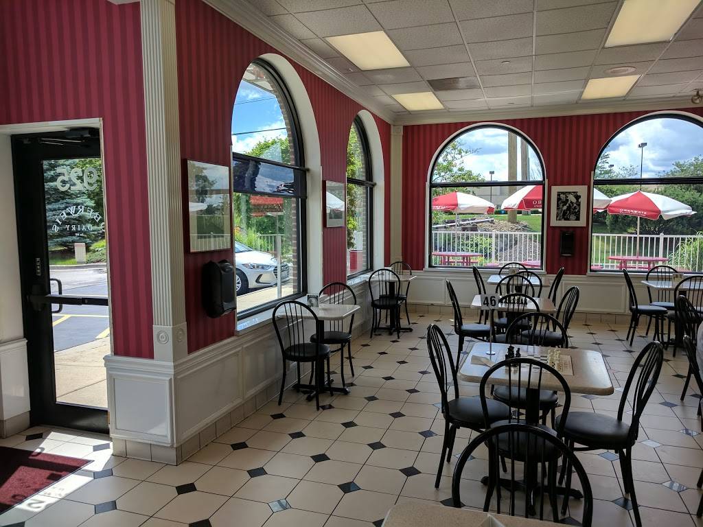 Oberweis Ice Cream and Dairy Store | restaurant | 925 S, IL-59, Bartlett, IL 60103, USA | 6303721633 OR +1 630-372-1633